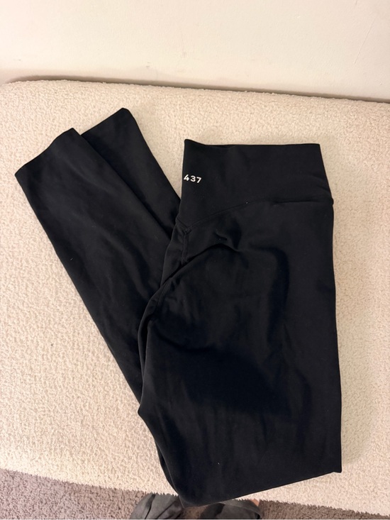 437 Pants - Black High-Rise Performance Leggings